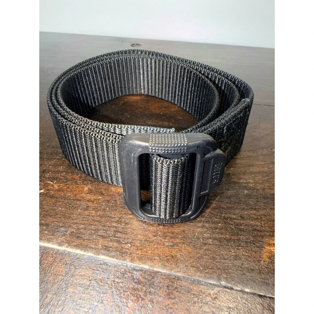 5.11 Tactical TDU Belt Black Nylon Webbing Mens‎ Medium 32-34 Model 59551